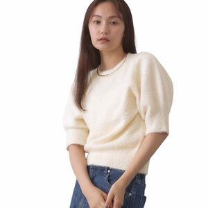 Abercrombie & Fitch A&F Soft Collection Ivory Fuzzy Sweater Puff Short Sleeve XS